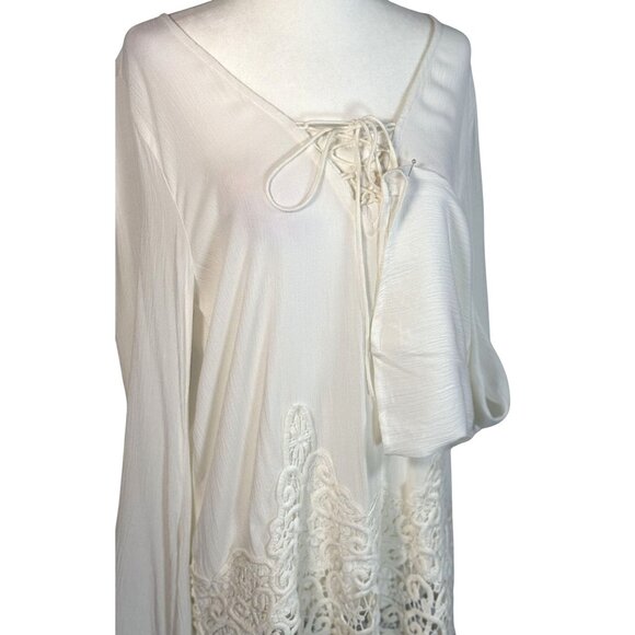 Blu Pepper Size Small Boho Tunic With Crochet Hem White Long Sleeve - Picture 2 of 7